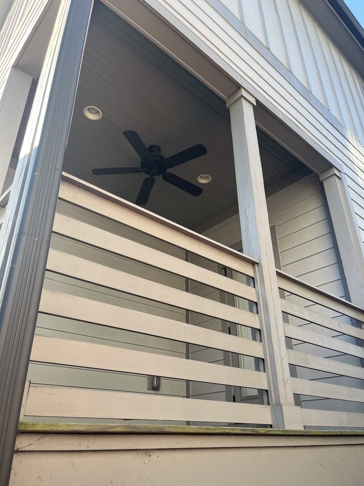 2148 Oakland St #NA - Photo 2 of 3