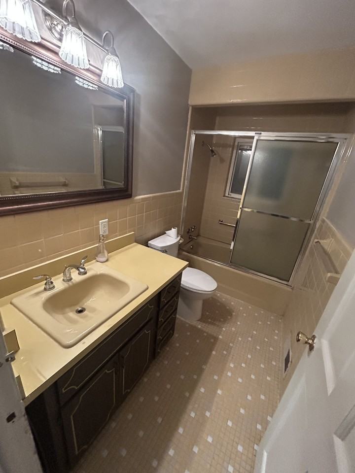 3191 Belmont St #NA - Photo 5 of 6