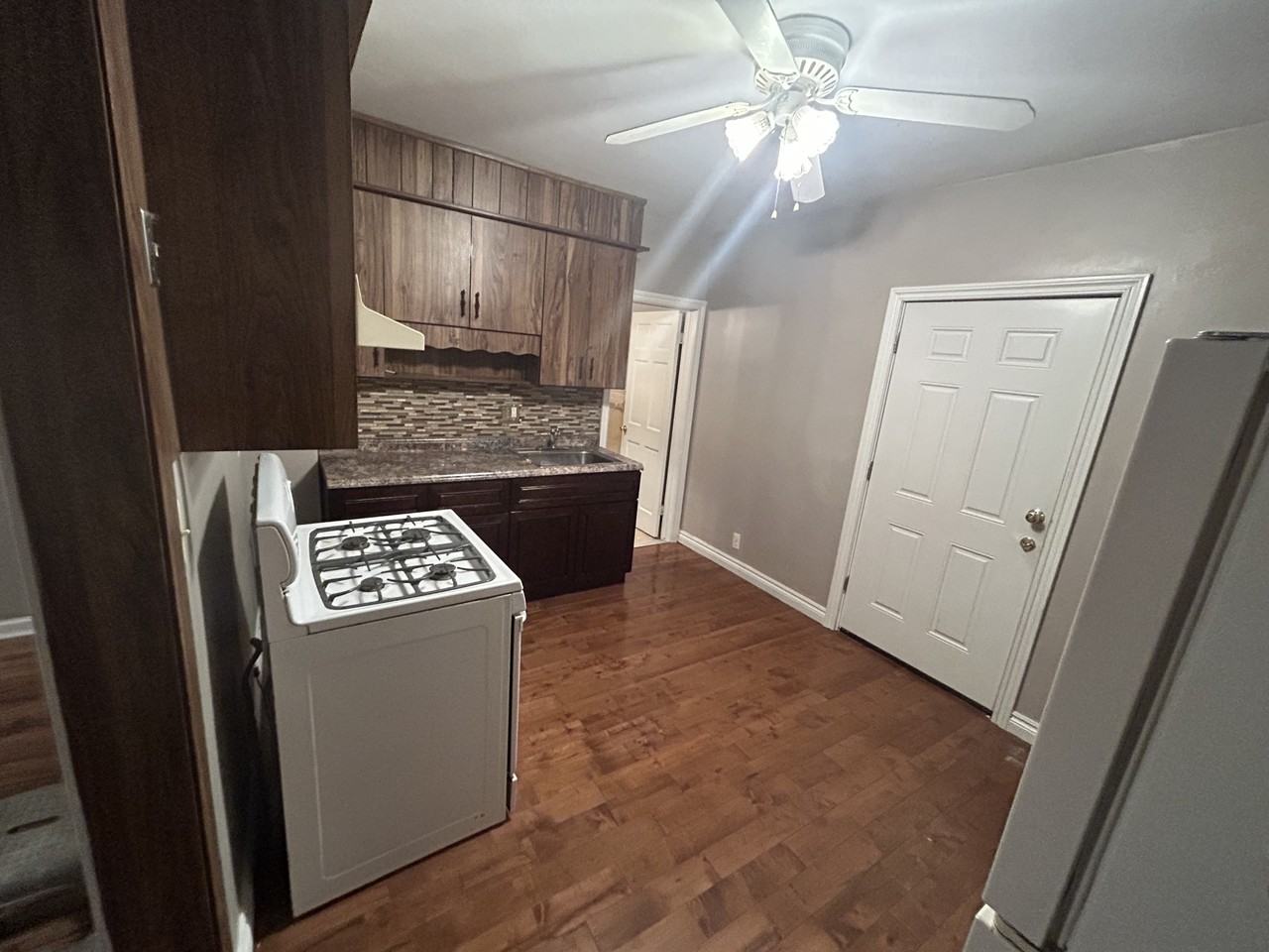 3191 Belmont St #NA - Photo 6 of 6