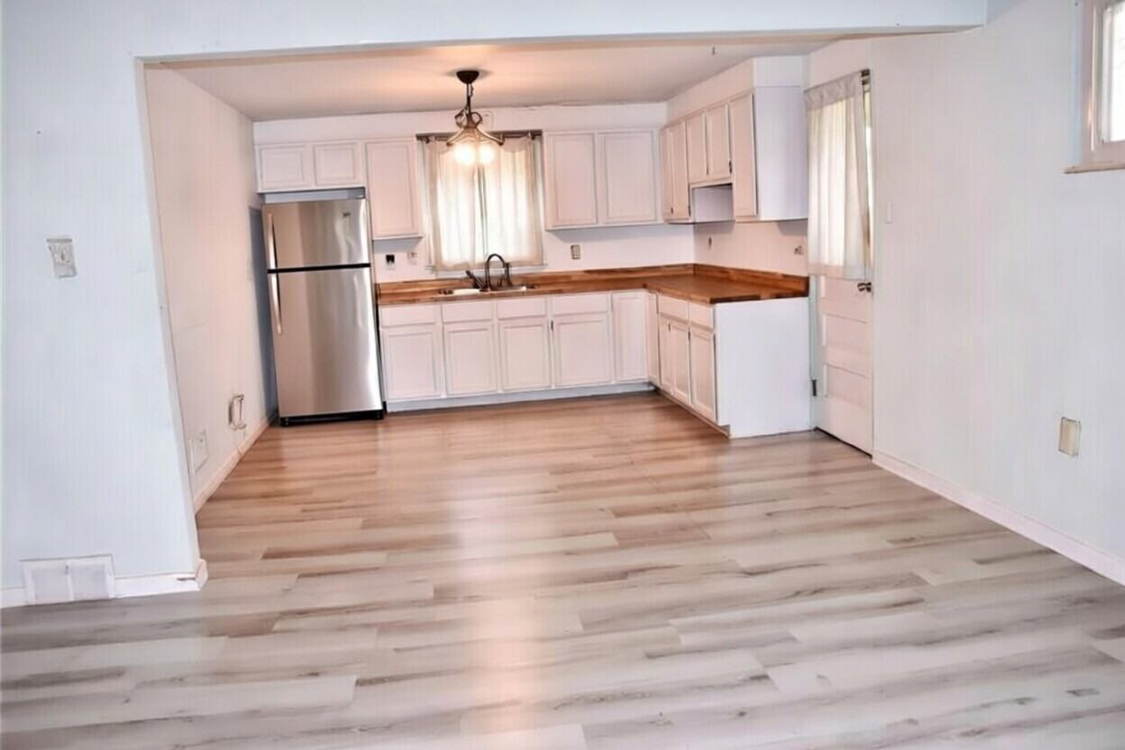 318 Rockfield Rd #NA - Photo 3 of 3