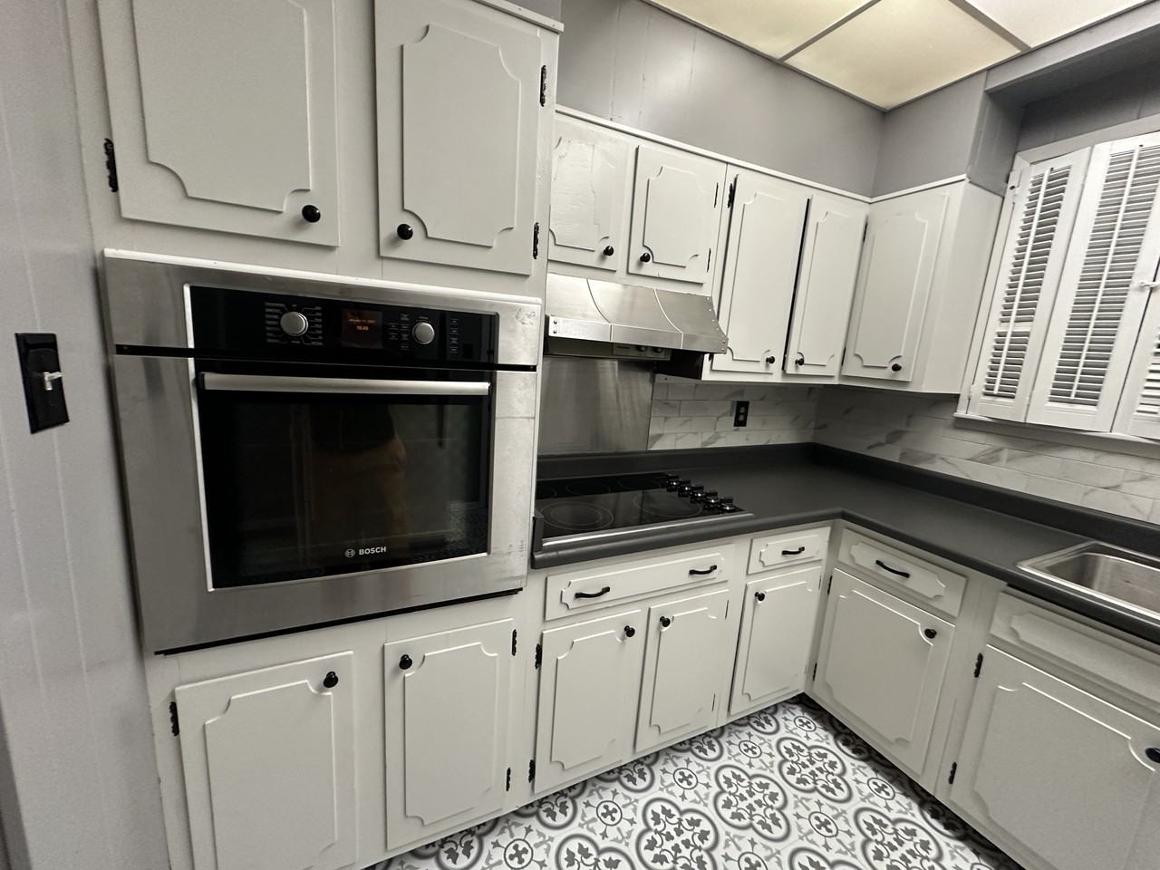 688 Tate Ave #NA - Photo 5 of 9