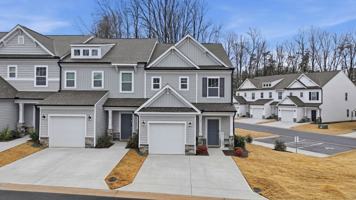 featured image of 17 Saltford Ln