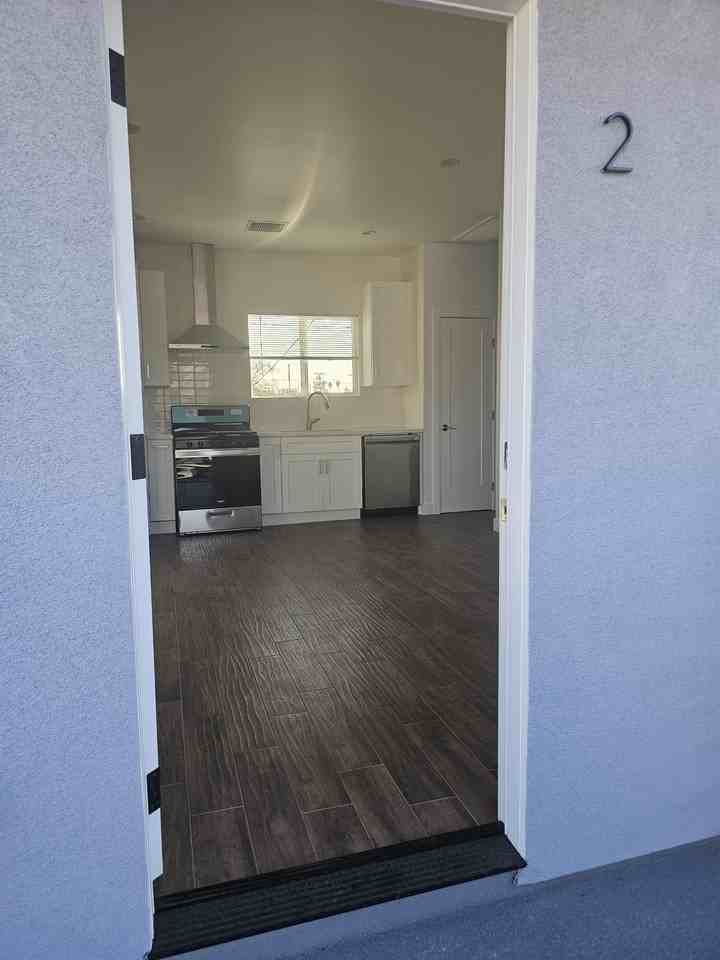 3610 Loomis St #2 - Photo 5 of 20
