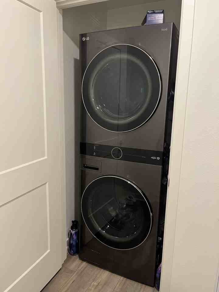 8258 Spirit St - Photo 4 of 8