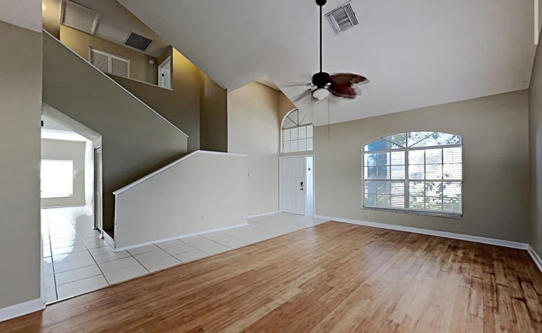 12814 Longcrest Dr #NA - Photo 5 of 9