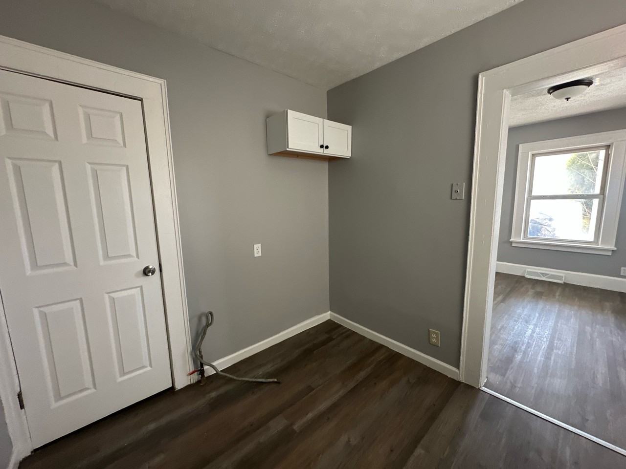 2411 Indiana Way Ne #1 - Photo 5 of 11