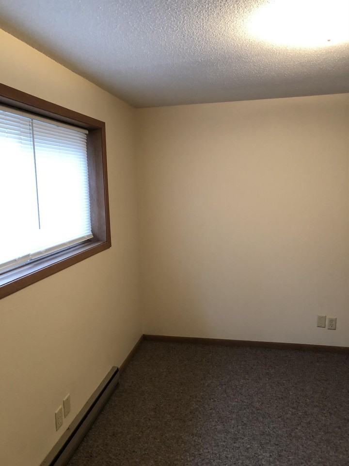 2012 Cedar St #6 - Photo 3 of 11