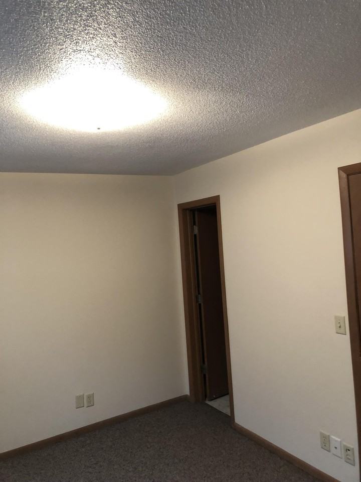 2012 Cedar St #6 - Photo 5 of 11