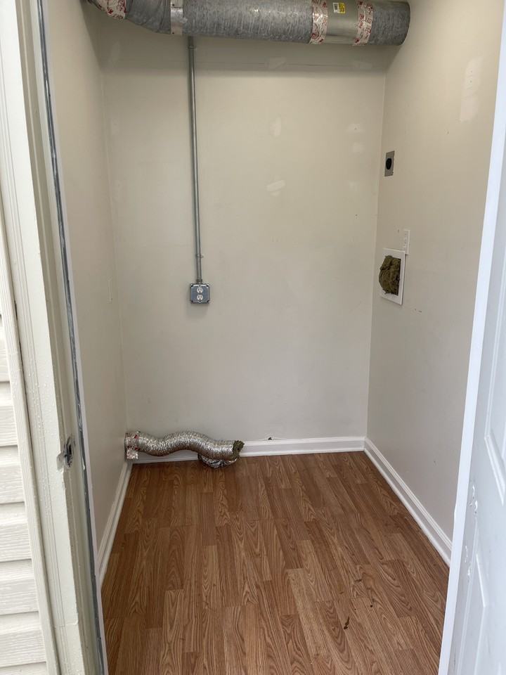 101 Royal Forest Ct - Photo 7 of 14