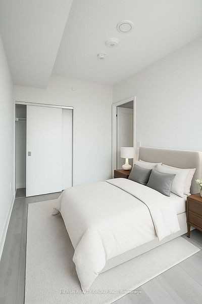 801 The Queensway #310 - Photo 3 of 6