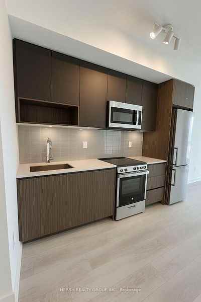 801 The Queensway #310 - Photo 6 of 6