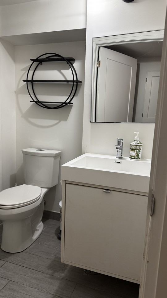 Euclid Ave - Photo 5 of 10