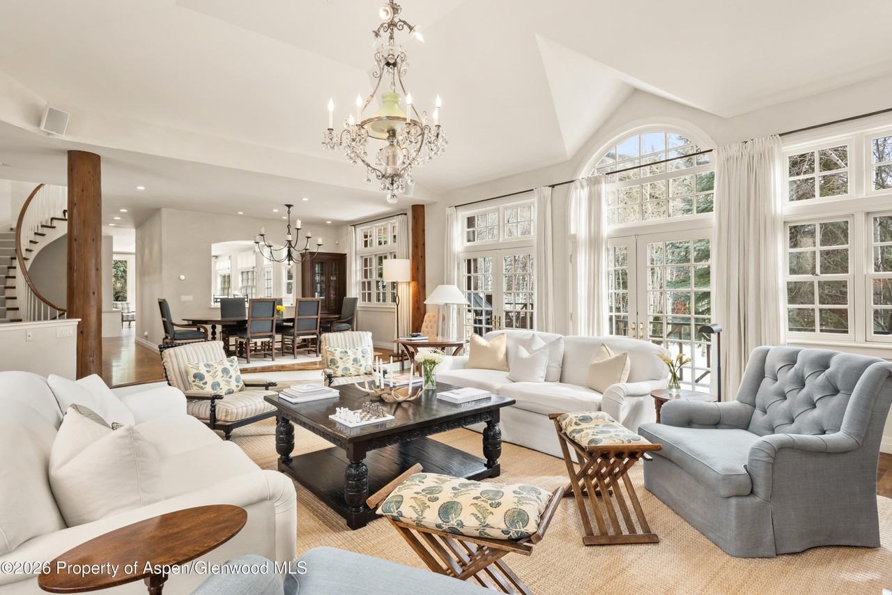 42 Northway Dr - Photo 4 of 36