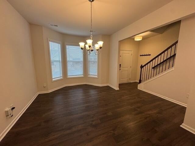 161 Luxborough Ct - Photo 7 of 37