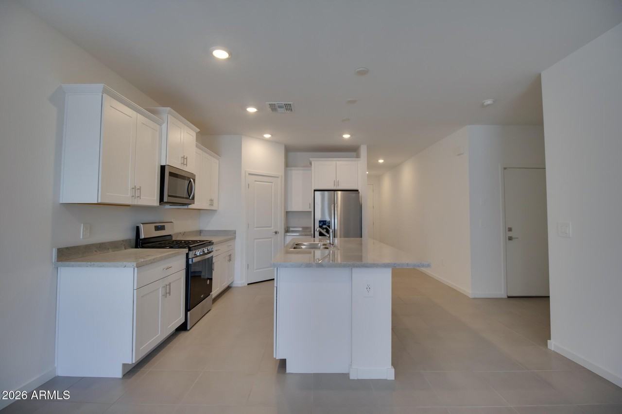 41655 W Sonoran Trl - Photo 6 of 24