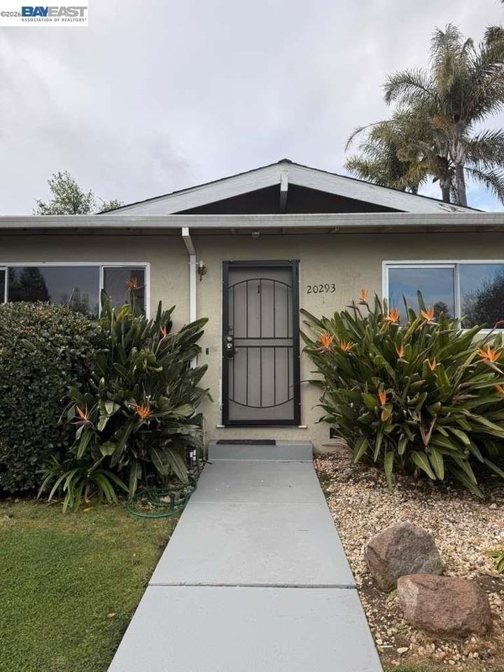 20295 Anita Ave Unit 1 - Photo 3 of 11