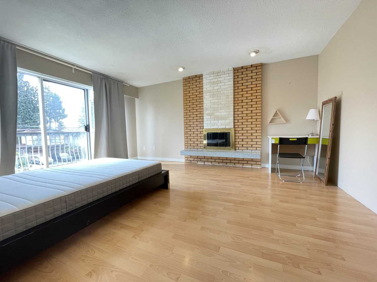 Grafton St & Elsom Ave - Photo 3 of 20