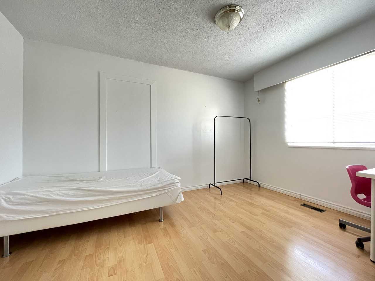 Grafton St & Elsom Ave - Photo 4 of 20