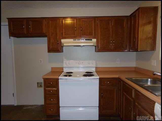 49 Oak Forest Pl - Photo 5 of 14