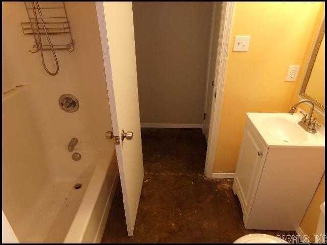 49 Oak Forest Pl - Photo 7 of 14