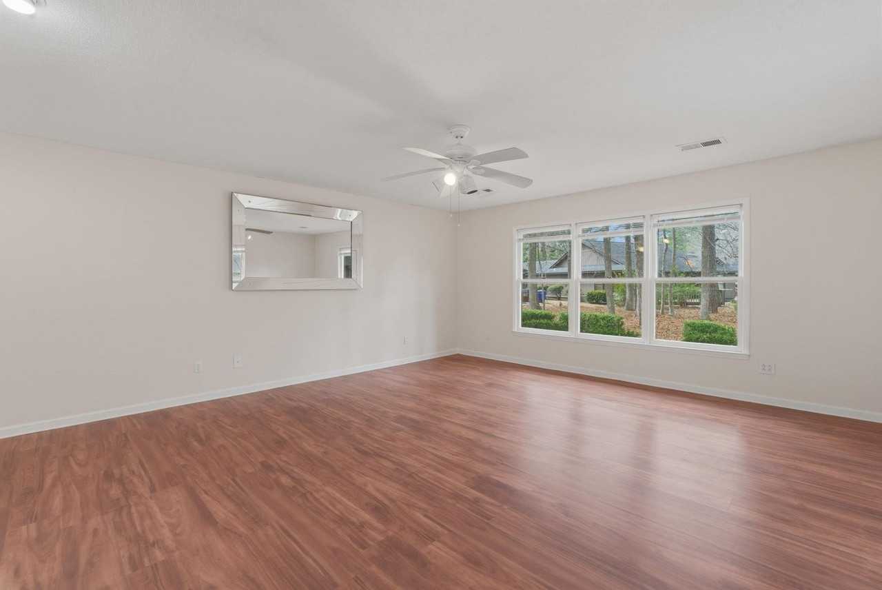 100 Timberline Dr - Photo 7 of 32