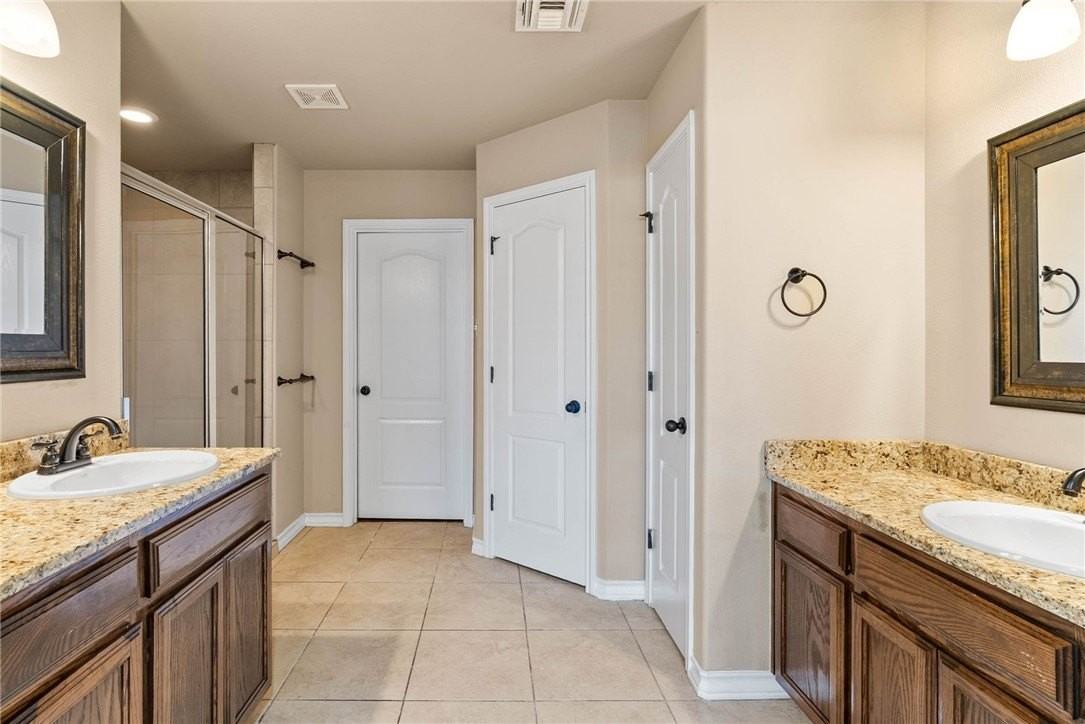 3919 Amadas Dr - Photo 7 of 15