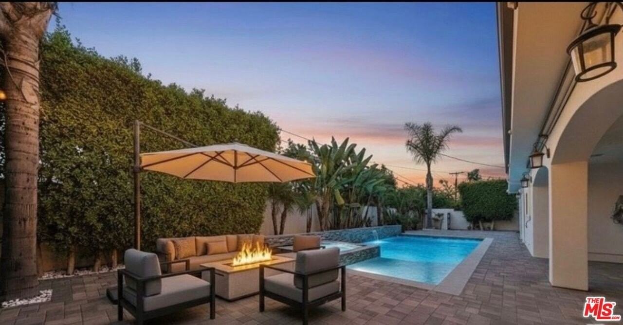 6243 Berquist Ave - Photo 4 of 16