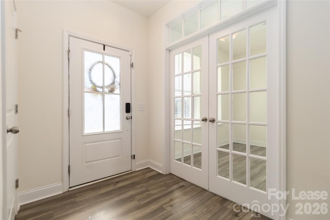 4202 Alexander View Dr - Photo 4 of 29