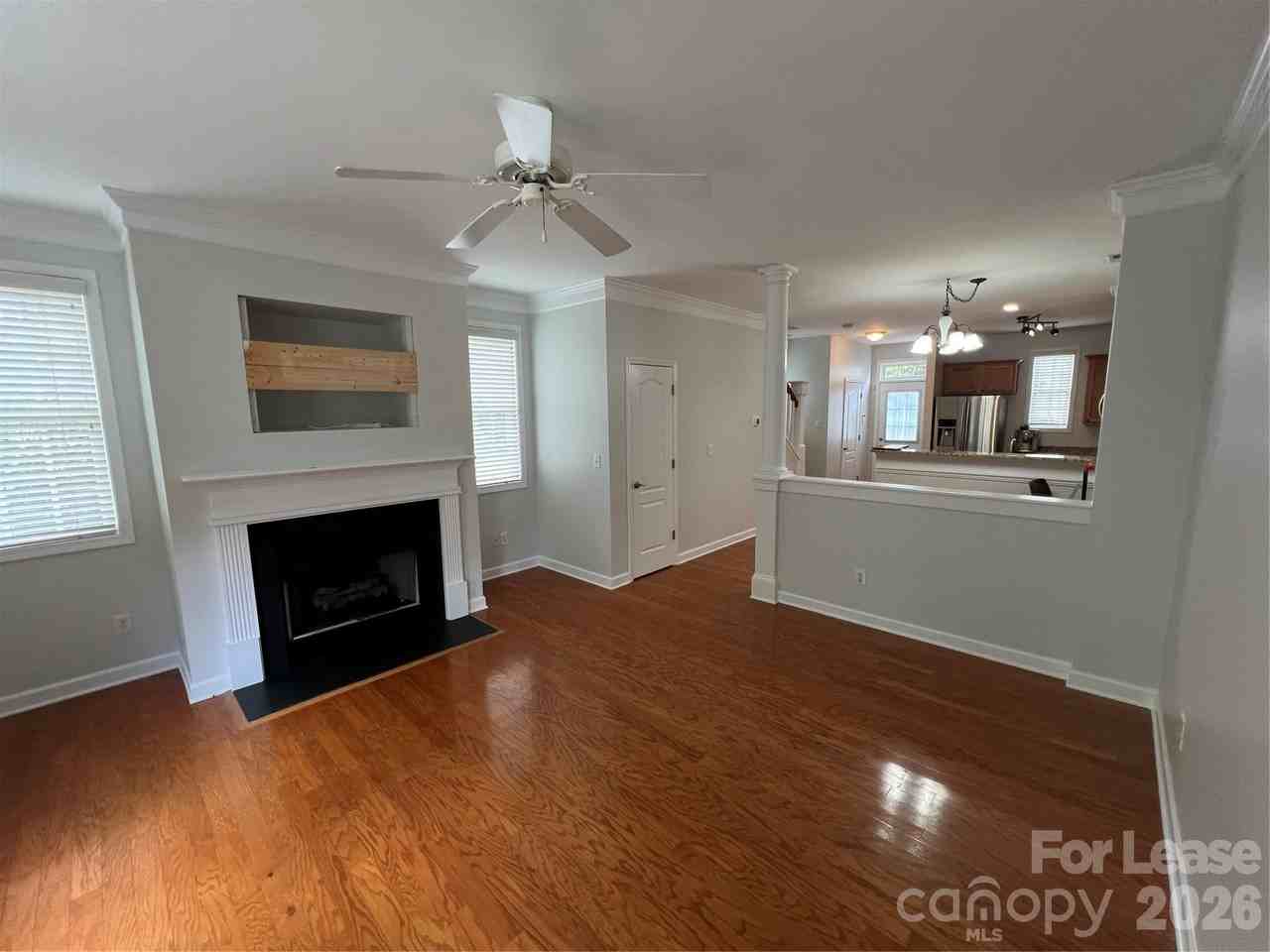 9905 Ansonborough Sq - Photo 3 of 21