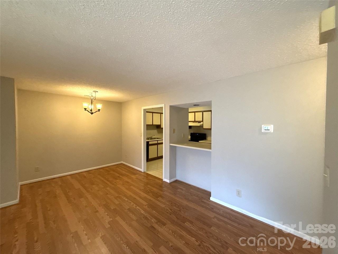 1001 Churchill Downs Ct Apt G - Photo 4 of 14