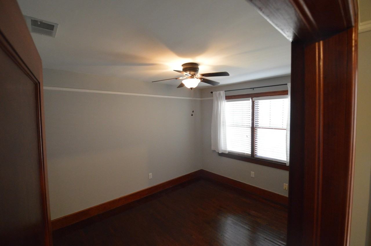 1200 South Blvd - Photo 2 of 7