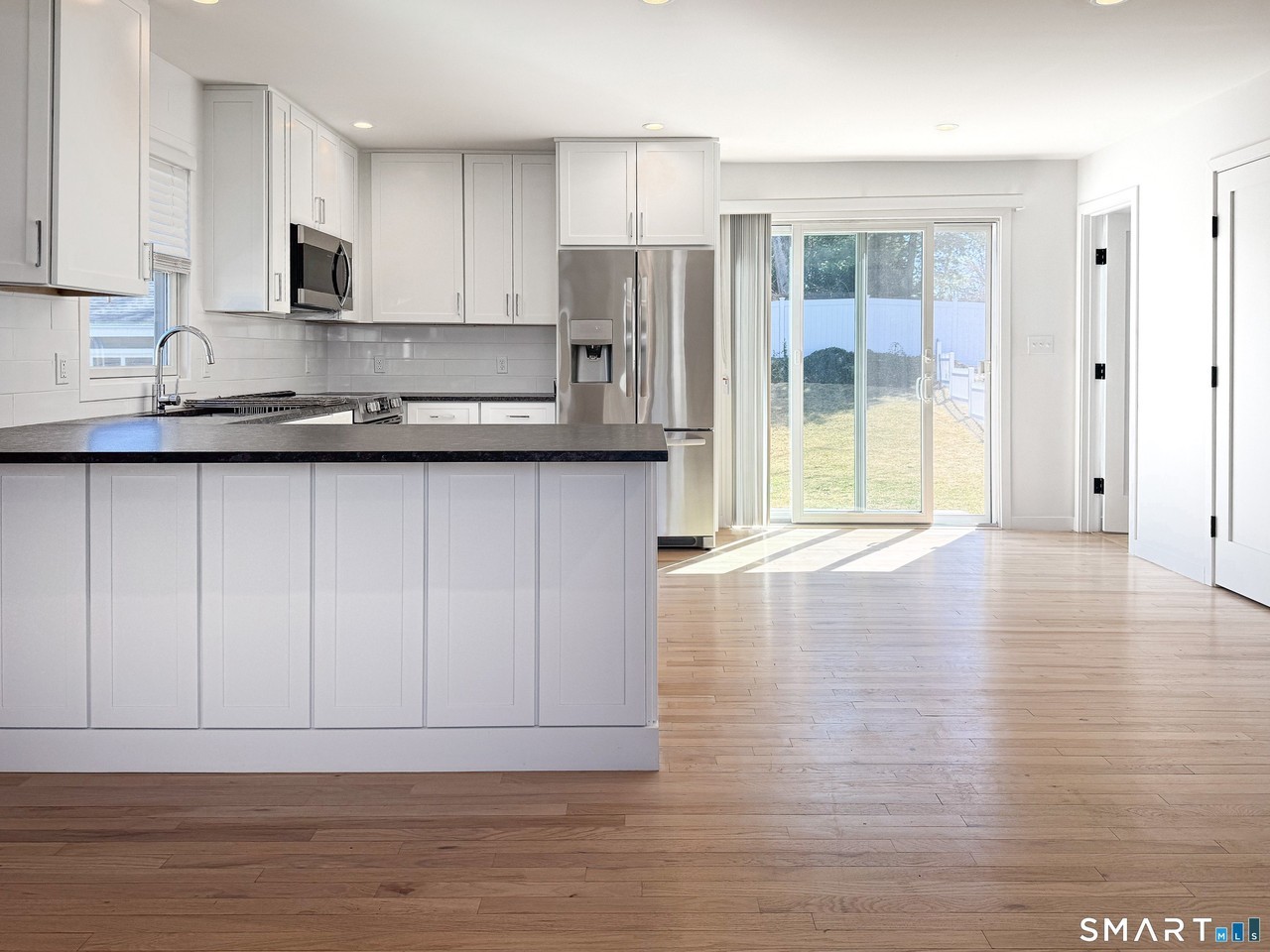 59 Vitti St - Photo 2 of 15