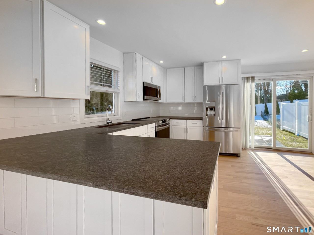 59 Vitti St - Photo 4 of 15