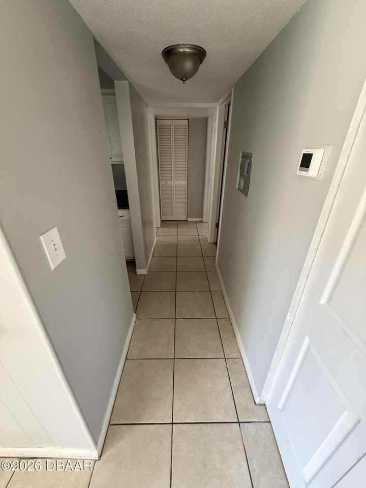 1850 S Park Ave Apt E4 - Photo 6 of 12