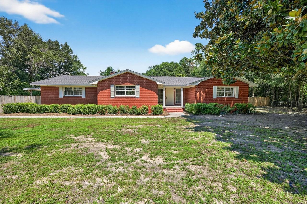 758 9th Ave - Photo 3 of 50