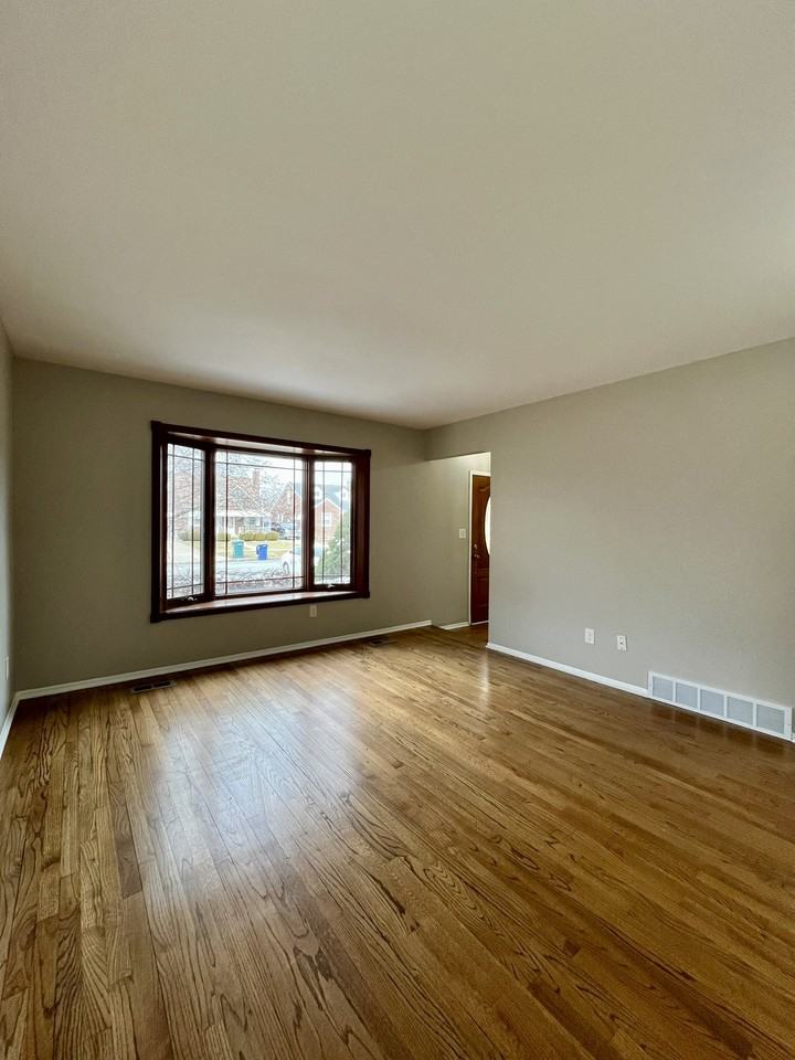 969 Harrison Blvd #1 - Photo 3 of 19