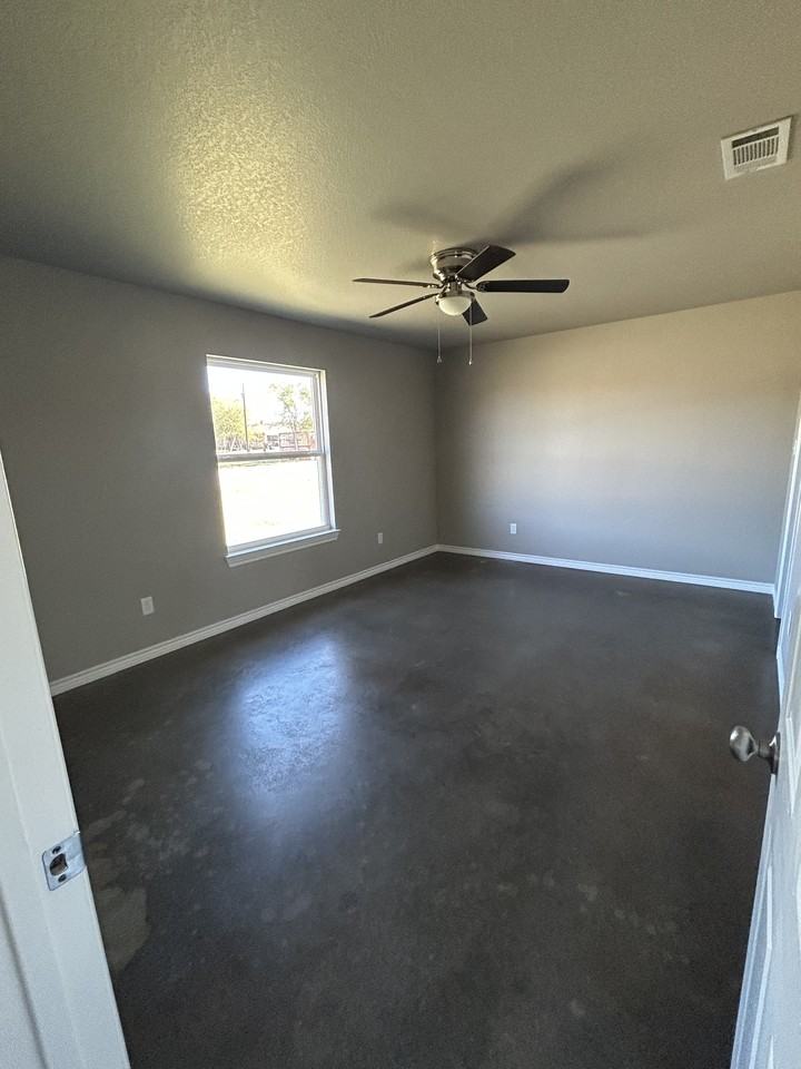 113 Quail Meadows Dr #1 - Photo 7 of 12