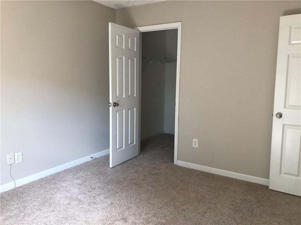 16 Villa Ct Se - Photo 6 of 13