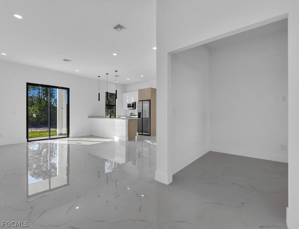 1839 Lockhaven Ct - Photo 4 of 23