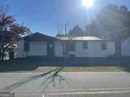 featured image of 210 Marion St