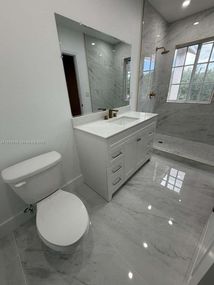 13982 Sw 276th St - Photo 3 of 8