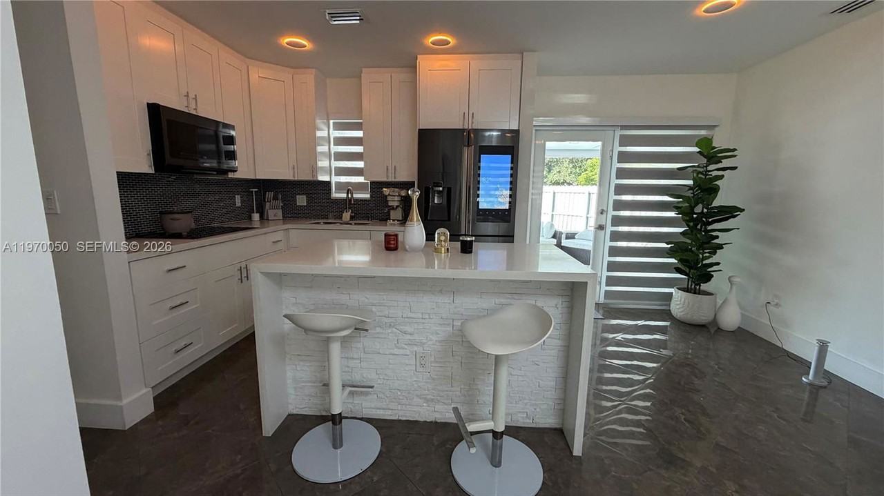 11500 Sw 185th Ter - Photo 5 of 8