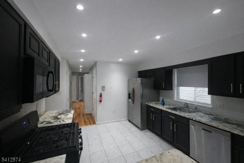 421 Irvine Turner Blvd #1 - Photo 4 of 14