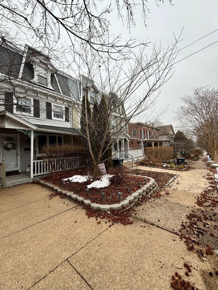 2623 W 18th St #1 - Photo 3 of 26