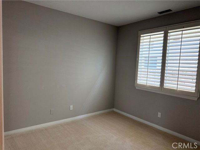 24902 Gardenway Dr - Photo 3 of 8