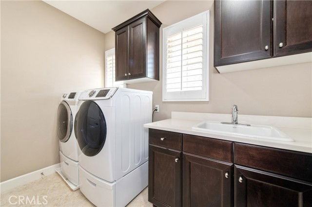 25 Pawprint - Photo 6 of 8