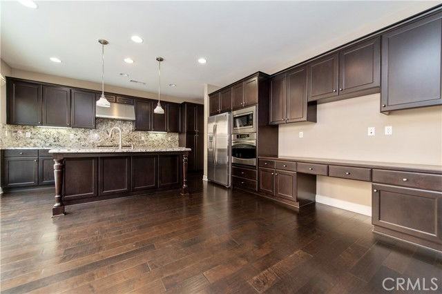 25 Pawprint - Photo 7 of 8