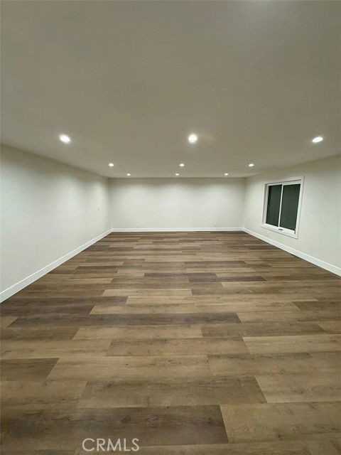 6832 Loyola Dr - Photo 4 of 8