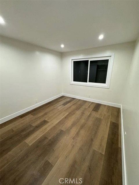 6832 Loyola Dr - Photo 5 of 8