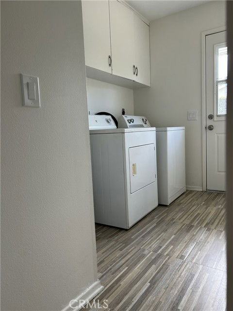 402 Ponce Ave - Photo 2 of 5